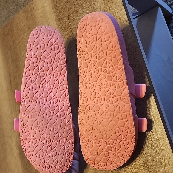Target Pink Slide Sandals - Picture 3 of 3